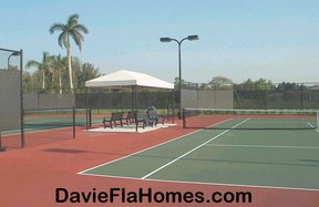 Tennis courts at Long Lake Ranches in Davie Florida
